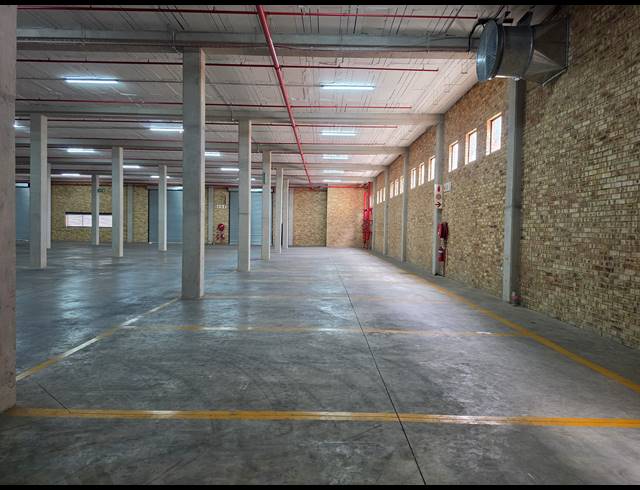 4,824M² WAREHOUSE TO LET IN KYA SANDS